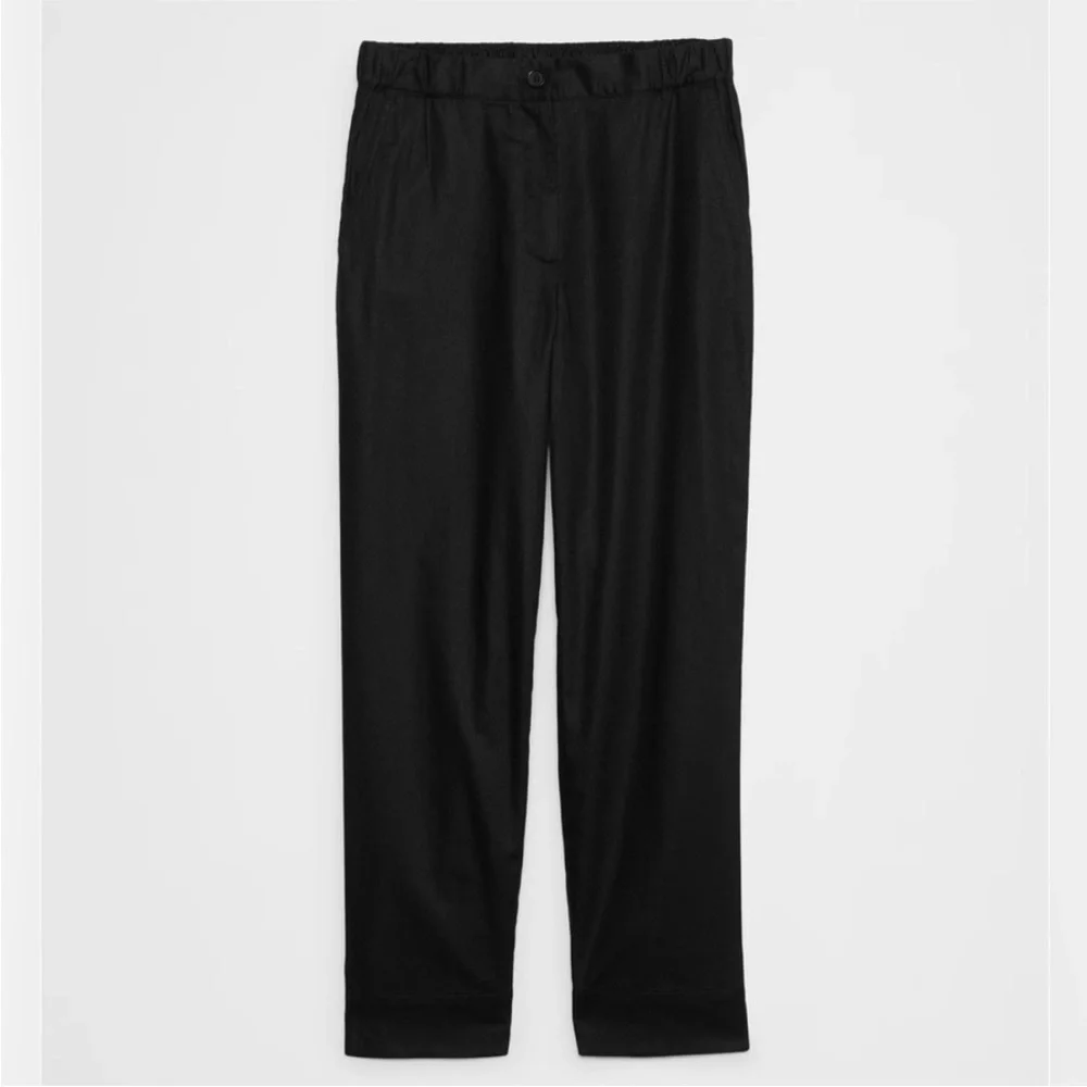 NWT! Banana Republic Navy Tapered Linen-Blend Pull-On Pant - 706574🩷